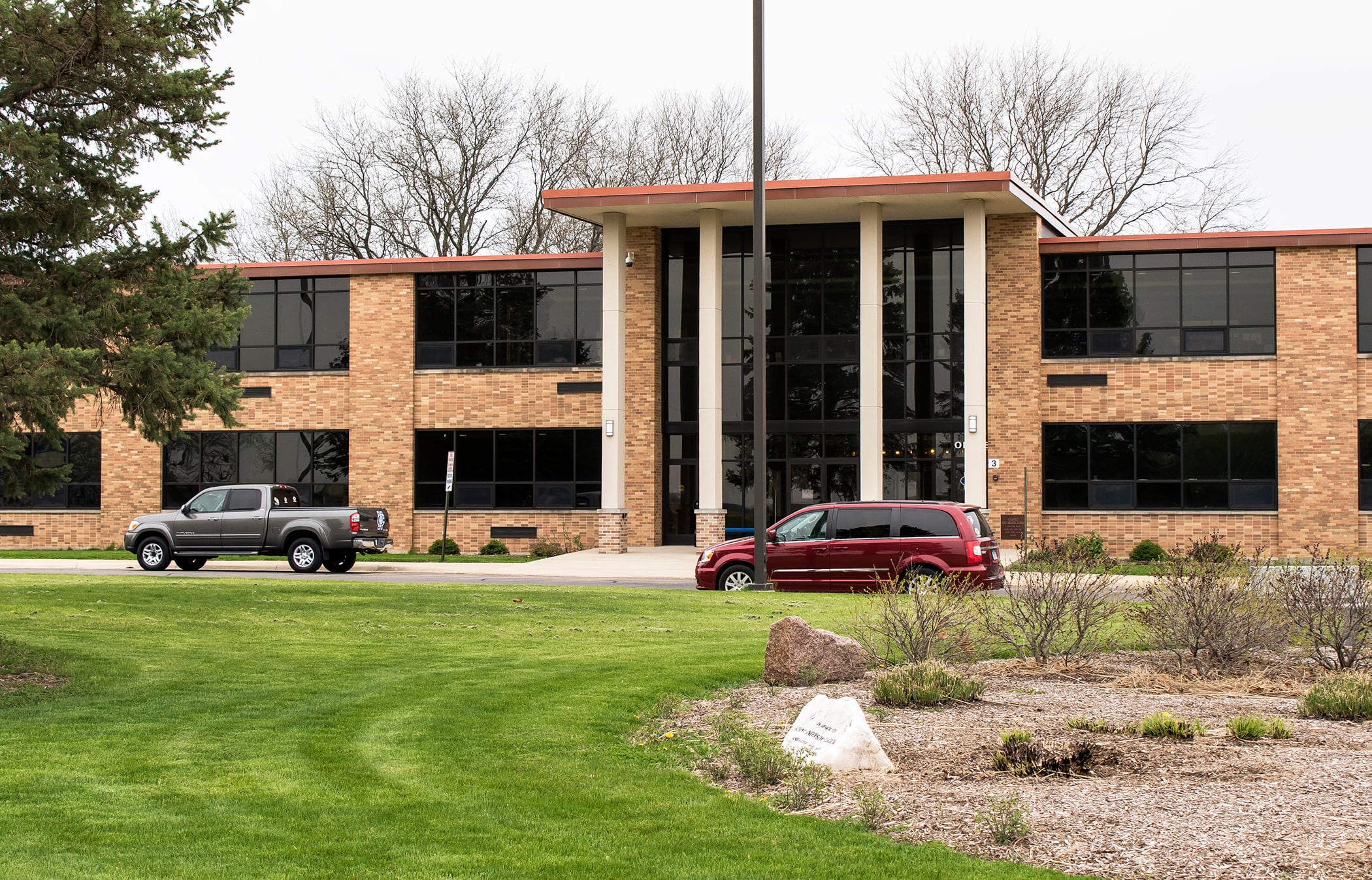 Sterling Newman Central Catholic announces first-quarter honor roll — La Grange Schools news