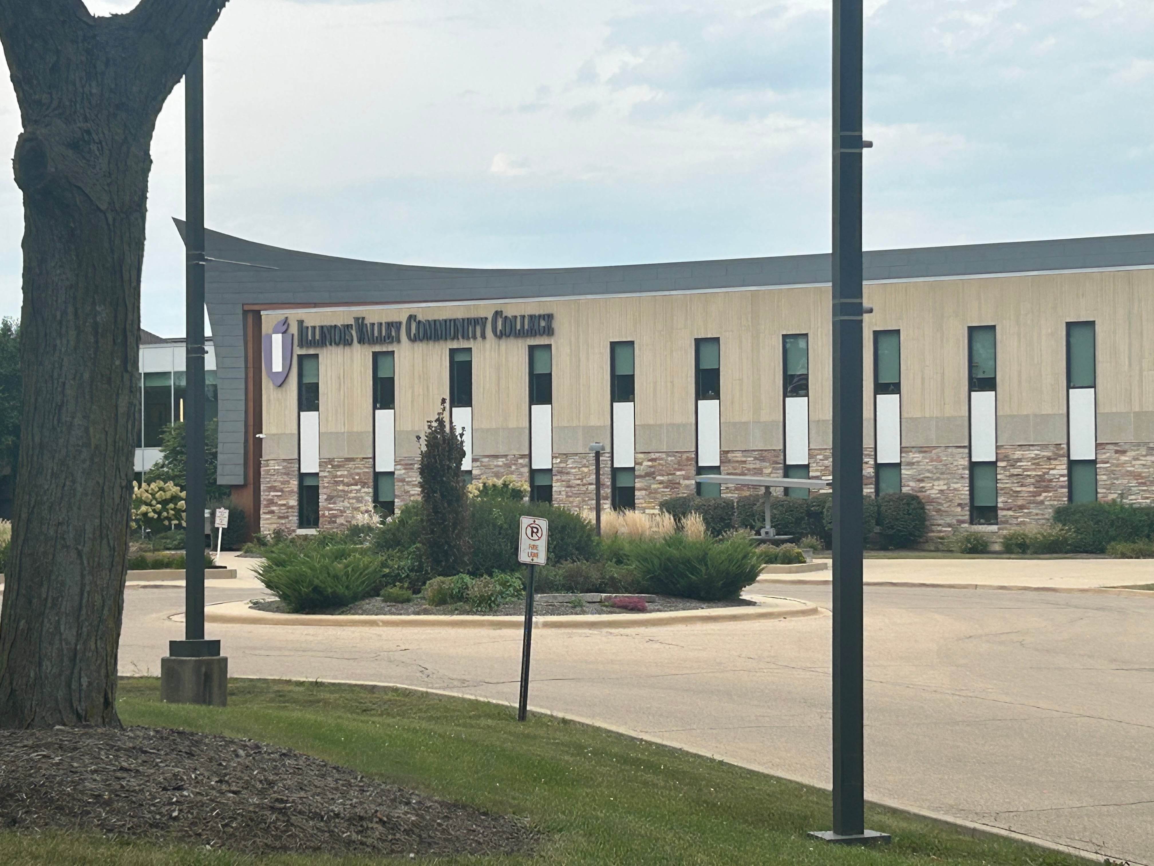 IVCC campuses closed Tuesday for Election Day — La Grange Schools news