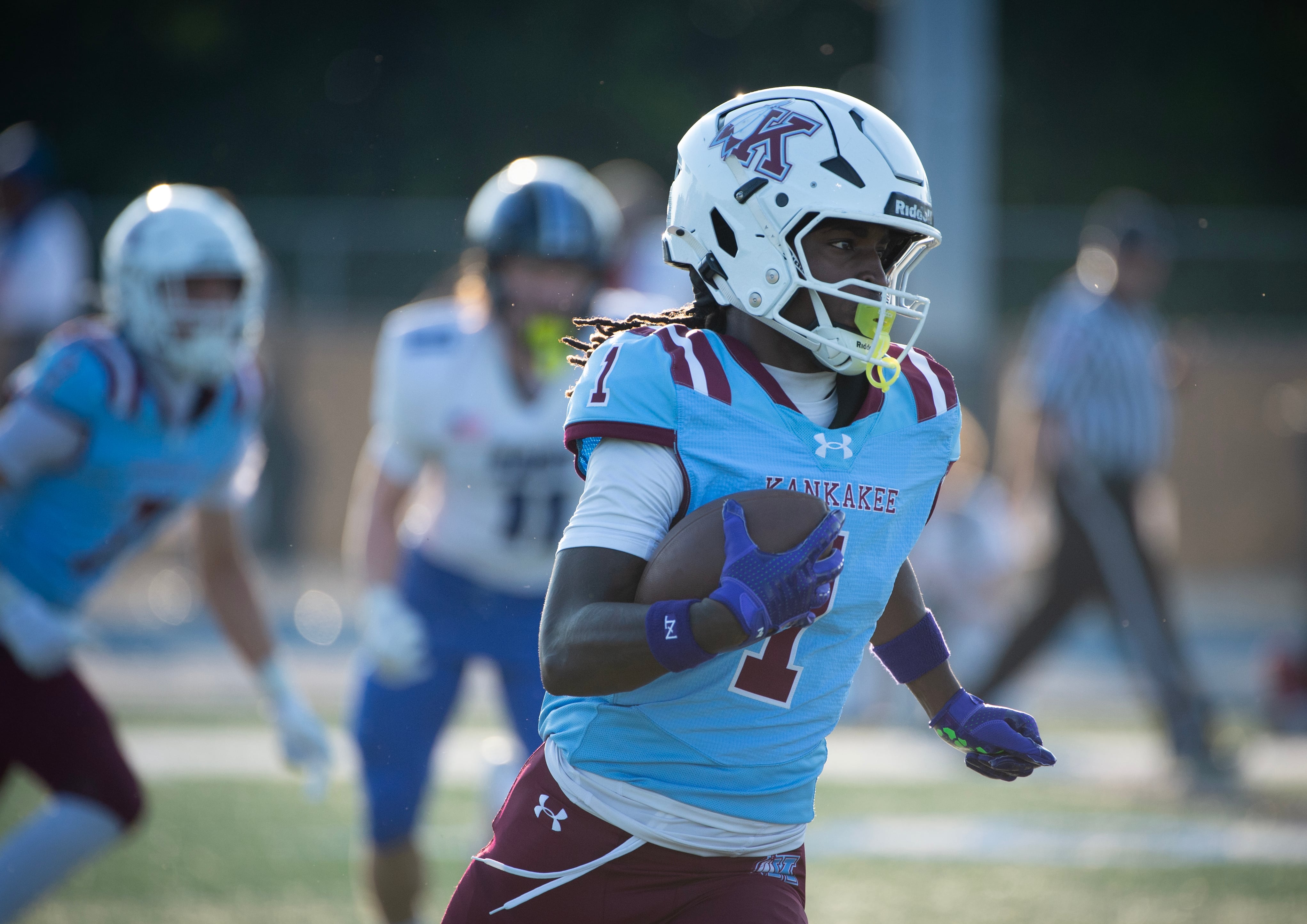 Listen live: Shaw Local Radio brings you Round 1 Illinois high school football broadcasts — La Grange Schools news