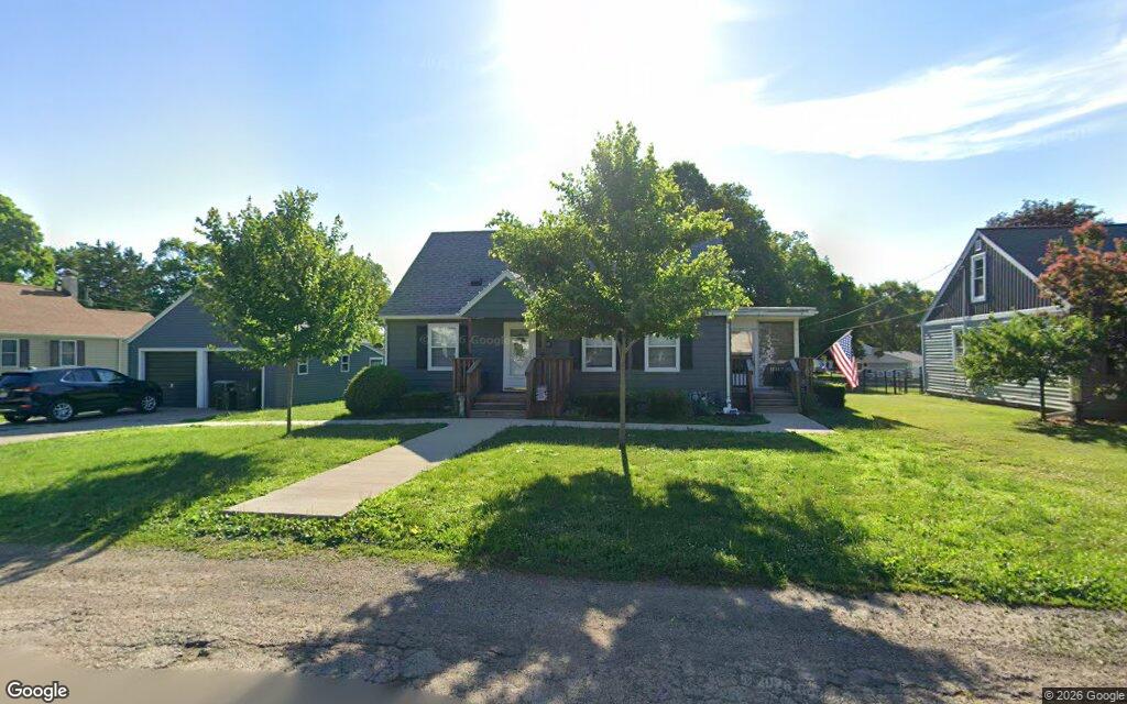 Sterling: Single-family home goes for $180,000 — La Grange Real Estate news